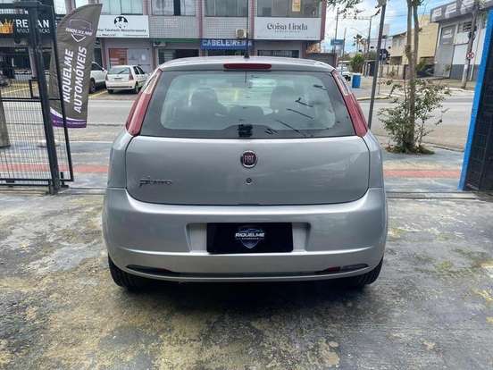 FIAT-PUNTO-2010