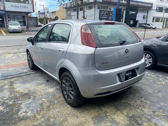 FIAT-PUNTO-2010