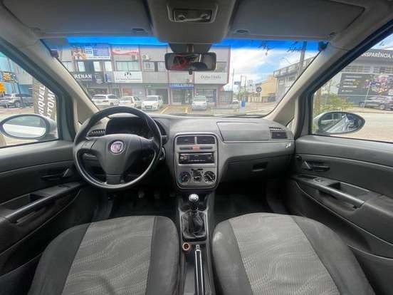 FIAT-PUNTO-2010
