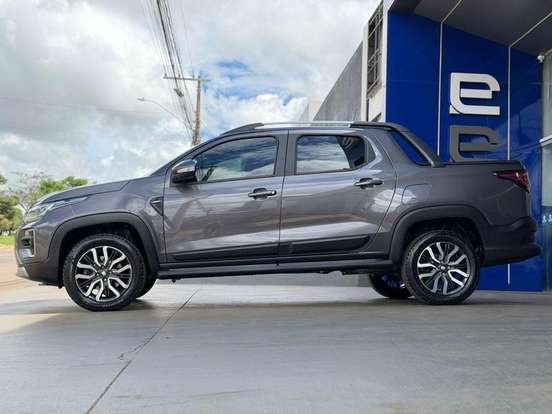 FIAT-STRADA-2024