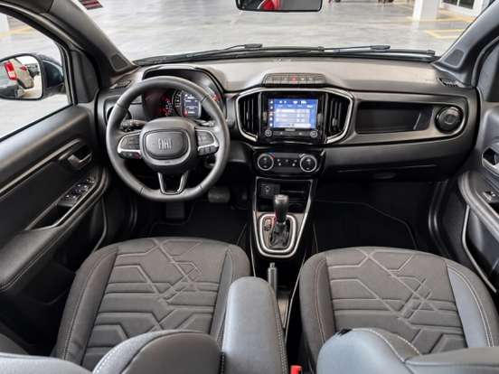FIAT-STRADA-2024