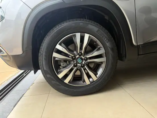 FIAT-TORO-2025