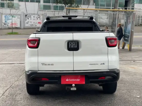 FIAT-TORO-2016