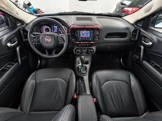 FIAT-TORO-1.8 16V EVO FLEX FREEDOM AT6 FIAT-TORO-2017