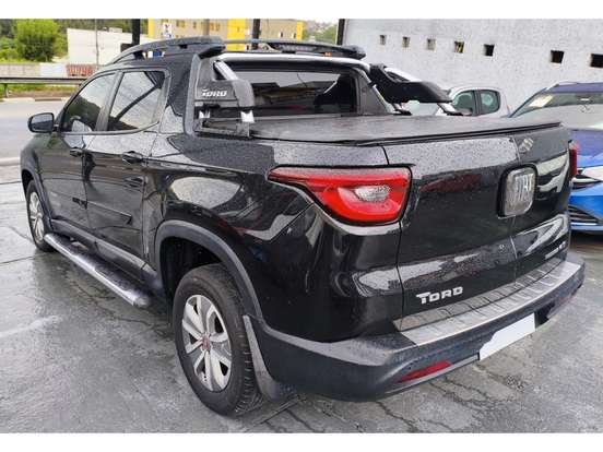 FIAT-TORO-2016
