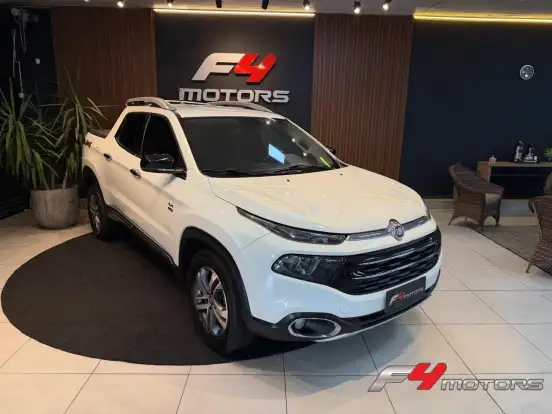 FIAT-TORO-2016