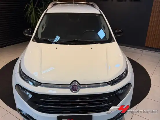 FIAT-TORO-2016