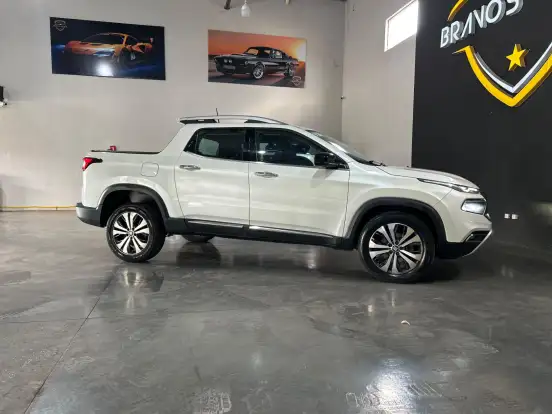 FIAT-TORO-2.0 16V TURBO DIESEL VOLCANO 4WD AT9 FIAT-TORO-2023