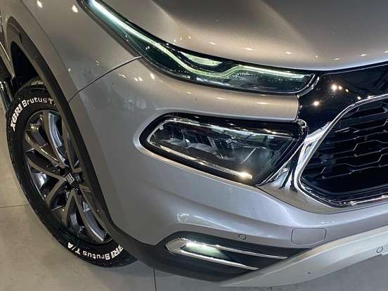 FIAT-TORO-2023