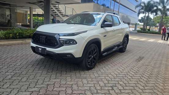 FIAT-TORO-2021