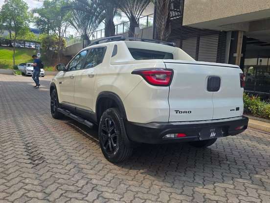 FIAT-TORO-2.0 16V TURBO DIESEL ULTRA 4WD AT9 FIAT-TORO-2021
