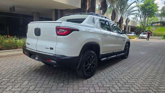 FIAT-TORO-2021