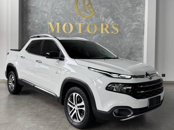 FIAT TORO 2.0 16V TURBO DIESEL VOLCANO 4WD AT9