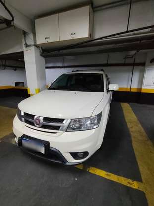 FIAT-FREEMONT-2013