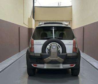 FIAT-IDEA-1.8 MPI ADVENTURE 16V FLEX 4P MANUAL FIAT-IDEA-2011