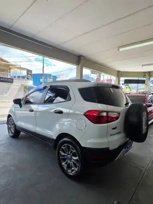 FORD-ECOSPORT-2014