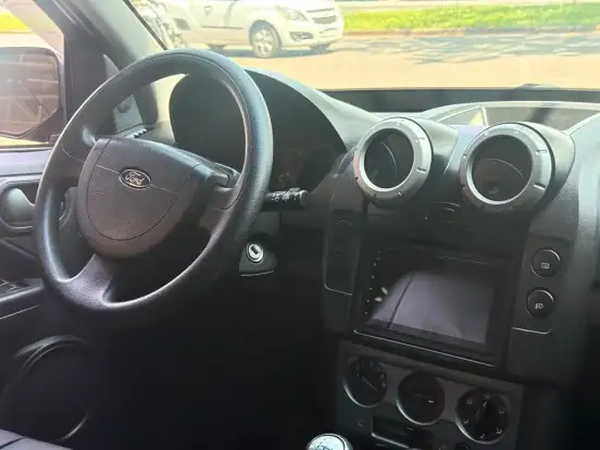 FORD-ECOSPORT-2010