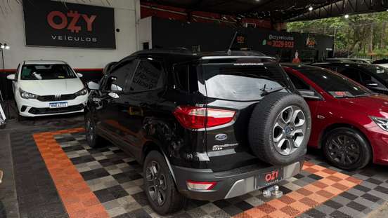 FORD-ECOSPORT-2020
