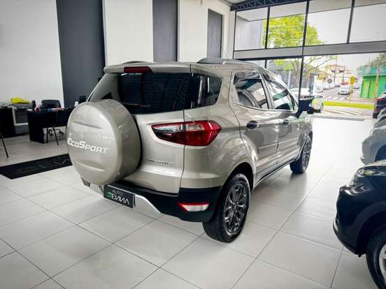 FORD-ECOSPORT-2015
