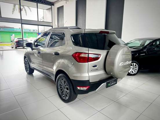 FORD-ECOSPORT-2015
