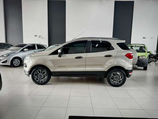 FORD-ECOSPORT-2015