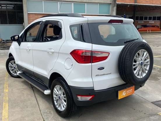 FORD-ECOSPORT-2016