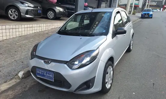FORD-FIESTA-2014