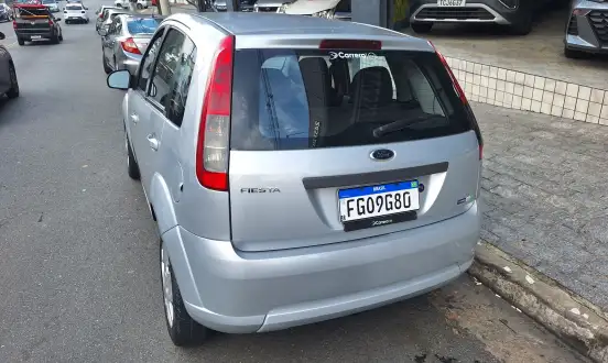 FORD-FIESTA-2014