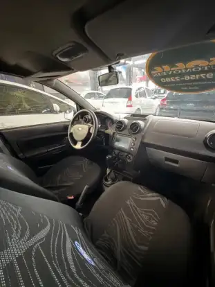 FORD-FIESTA-2013