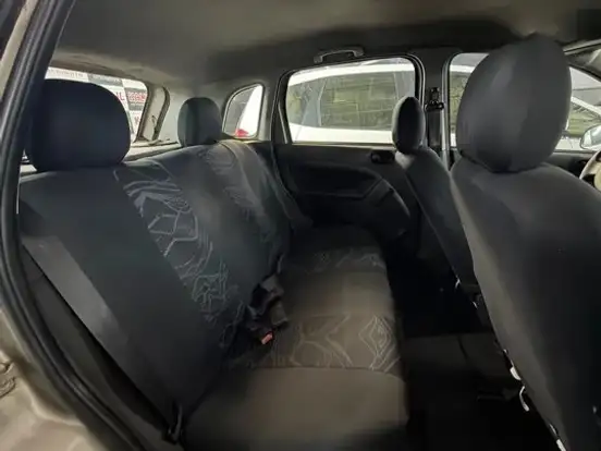 FORD-FIESTA-1.0 ROCAM SE SEDAN 8V FLEX 4P MANUAL FORD-FIESTA-2013