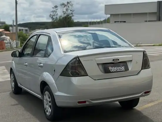 FORD-FIESTA-1.6 ROCAM SE PLUS 8V FLEX 4P MANUAL FORD-FIESTA-2014