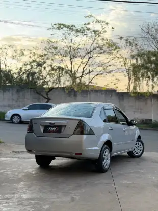 FORD-FIESTA-2012