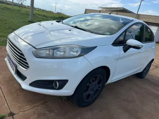 FORD-FIESTA-1.6 SE HATCH 16V FLEX 4P POWERSHIFT FORD-FIESTA-2014