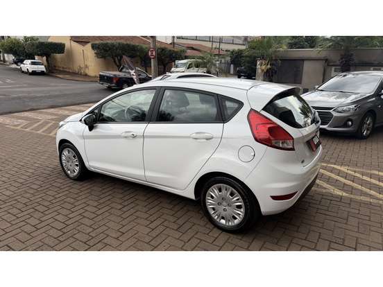 FORD-FIESTA-2016