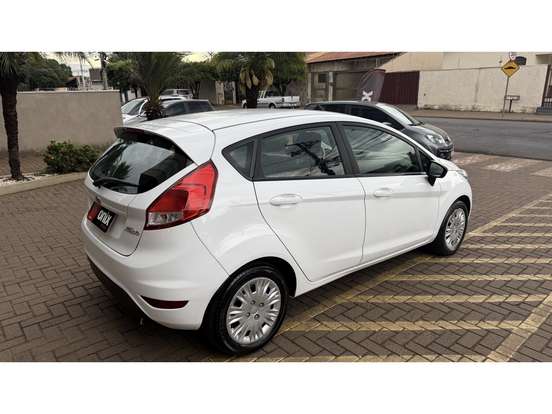 FORD-FIESTA-2016