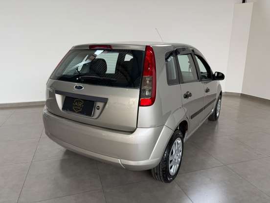FORD-FIESTA-2010