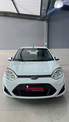 FORD FIESTA 1.6 ROCAM SE 8V FLEX 4P MANUAL