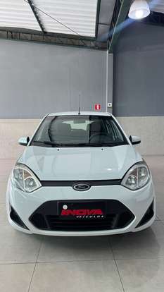FORD-FIESTA-2013