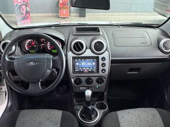 FORD-FIESTA-1.6 ROCAM SE 8V FLEX 4P MANUAL FORD-FIESTA-2013
