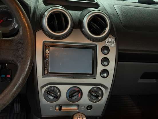 FORD-FIESTA-1.6 ROCAM SEDAN 8V FLEX 4P MANUAL FORD-FIESTA-2010