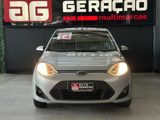 FORD-FIESTA-2014