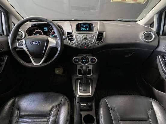 FORD-FIESTA-2016