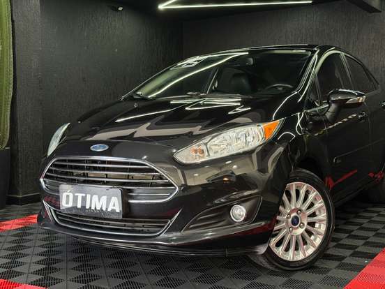 FORD-FIESTA-2015