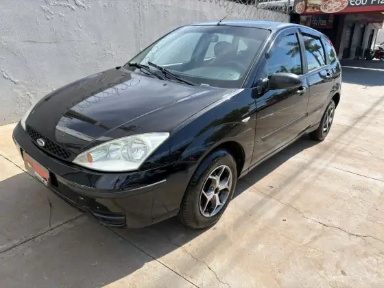 FORD FOCUS 1.6 GLX 8V GASOLINA 4P MANUAL