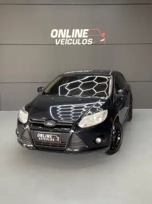 FORD-FOCUS-2014