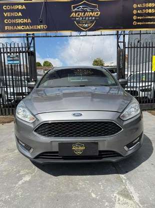 FORD-FOCUS-2017