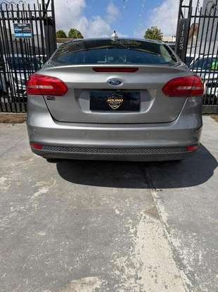 FORD-FOCUS-2017