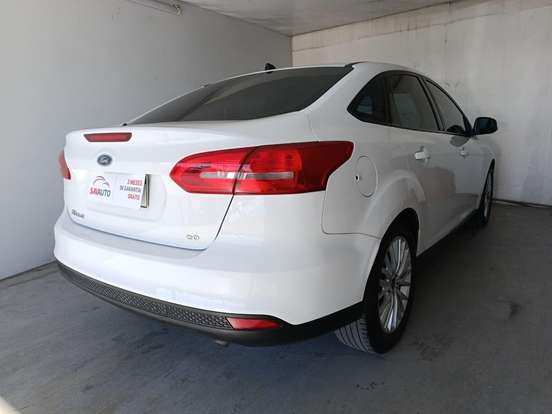 FORD-FOCUS-2.0 SE FASTBACK 16V FLEX 4P POWERSHIFT FORD-FOCUS-2017