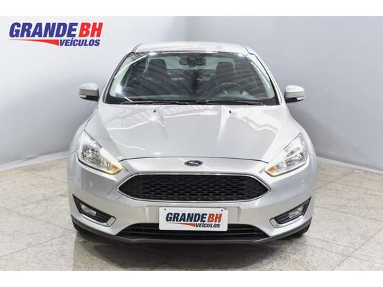 FORD-FOCUS-2017