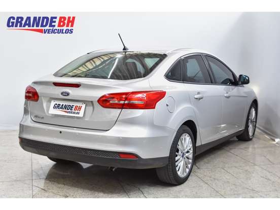 FORD-FOCUS-2.0 SE FASTBACK 16V FLEX 4P POWERSHIFT FORD-FOCUS-2017